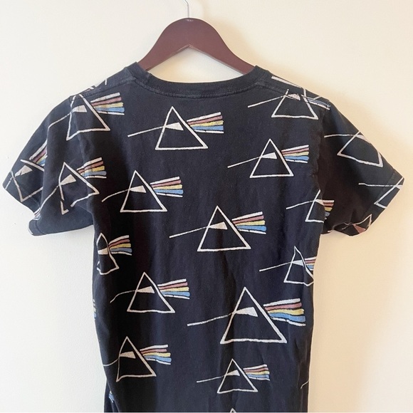 Pink Floyd Washed Out logo Band Tee Shorts Sleeves Size Small Crewneck - Picture 6 of 7